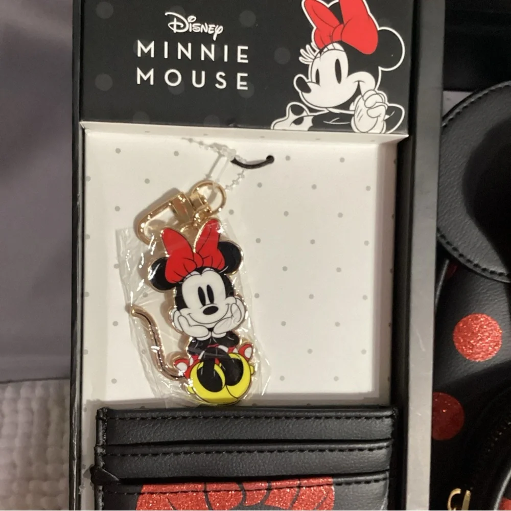 Bioworld Disney Minnie Mouse Mini Backpack Boxed Gift Set - Card Holder Keychain
